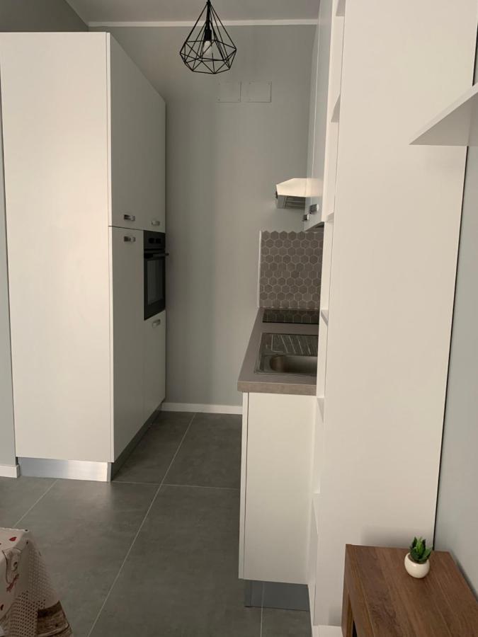 Ugo Lenzi 6 Apartments Bologna Esterno foto